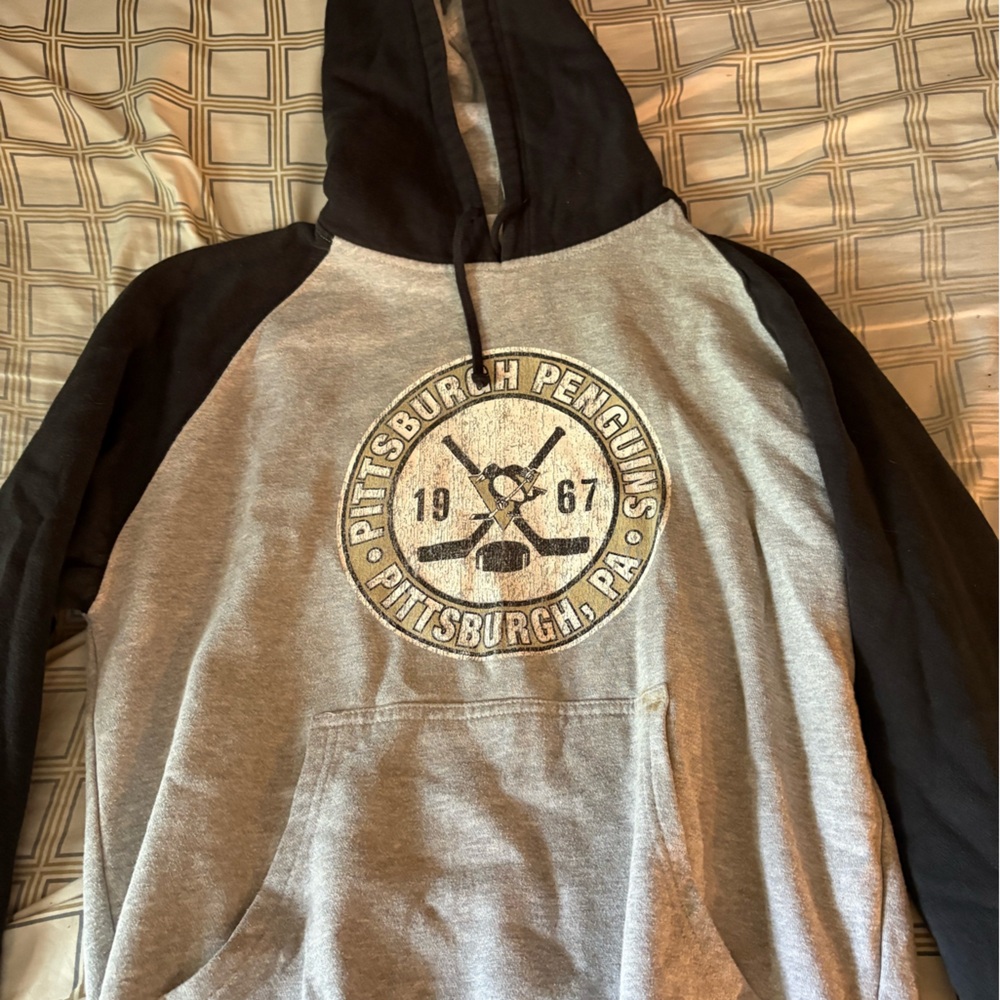 Gray and Black Pittsburgh Penguins Hoodie